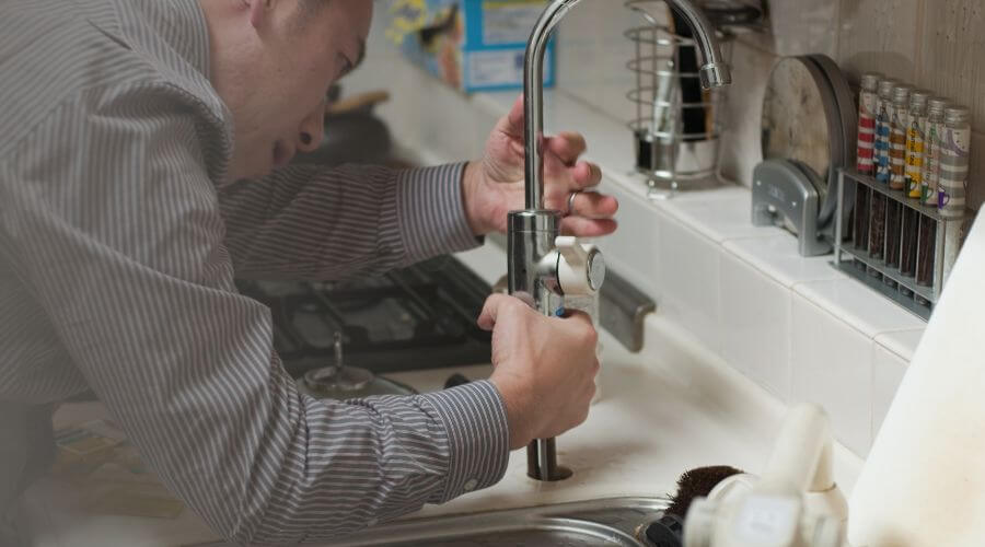 Local water heater installation in River Falls, AL